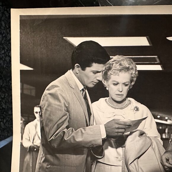 Vintage 1961 Warner Bros "Susan Slade" Movie Still With Troy Donahue Connie Stev - Picture 6 of 13